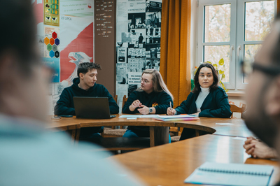 image: Instytut Studiów Międzynarodowych współorganizatorem szczytu poświęconego zagadnieniom bezpieczeństwa
